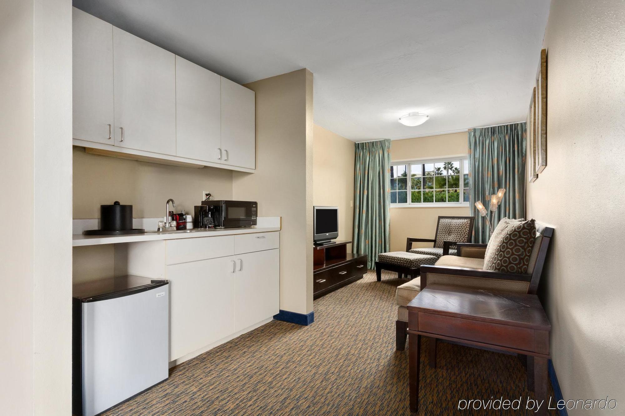 The Atwood - Seaworld/zoo Motel